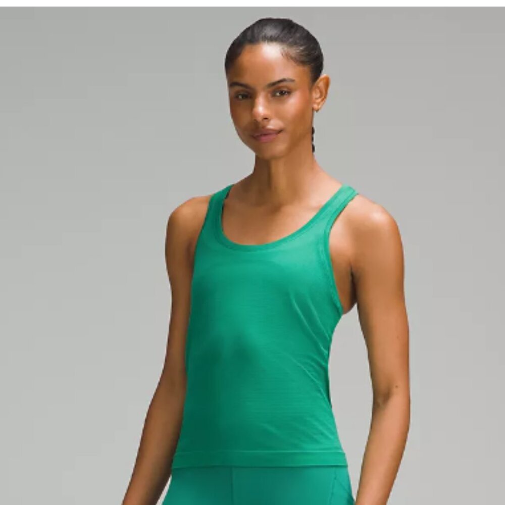 Lululemon Swiftly Tech Racer Back Tank Top 2.0. Race Length size 4